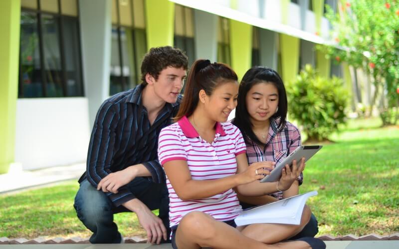 Lương lên đến 8000 Euro chỉ với 1 năm học thạc sĩ TBN