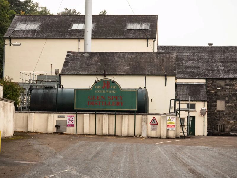 Hình Ảnh Nhà Chưng Cất Rượu Glen Spey Distillery