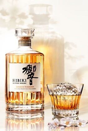 ruou-suntory-whisky-hibiki-harmony