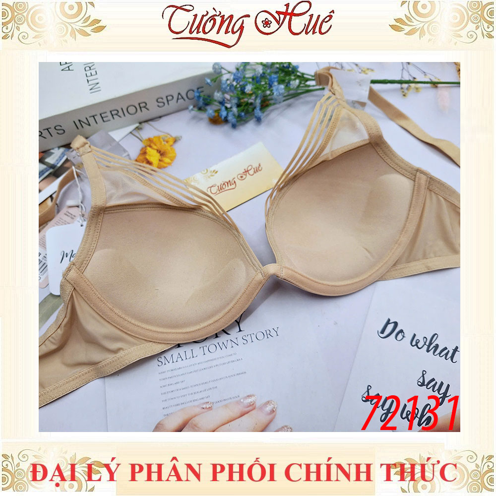 Áo lót nữ Marguerite 72131 nâng ngực nhẹ, xẻ V sâu.