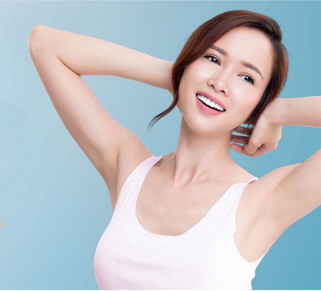 Lăn Khử Mùi Nữ BAN Inisible Solid Antiperspirant Deodorant - 73g (Có Lựa Chọn)