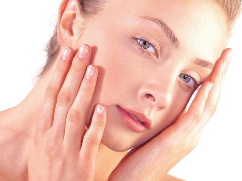 Kem MANA Trắng Da Ngừa Mụn SPF 26 - 30g.