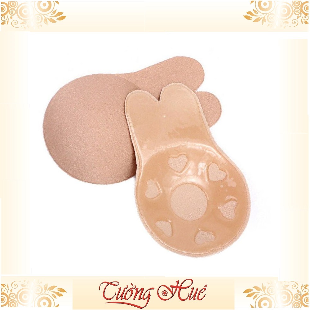 Dán nâng ngực tai thỏ.