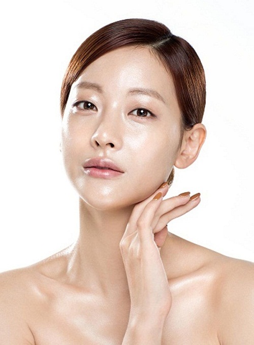 Kem Dưỡng Trắng Da Cao Cấp LVANKA Linh Chi Đông Trùng 9 In 1 - 25g