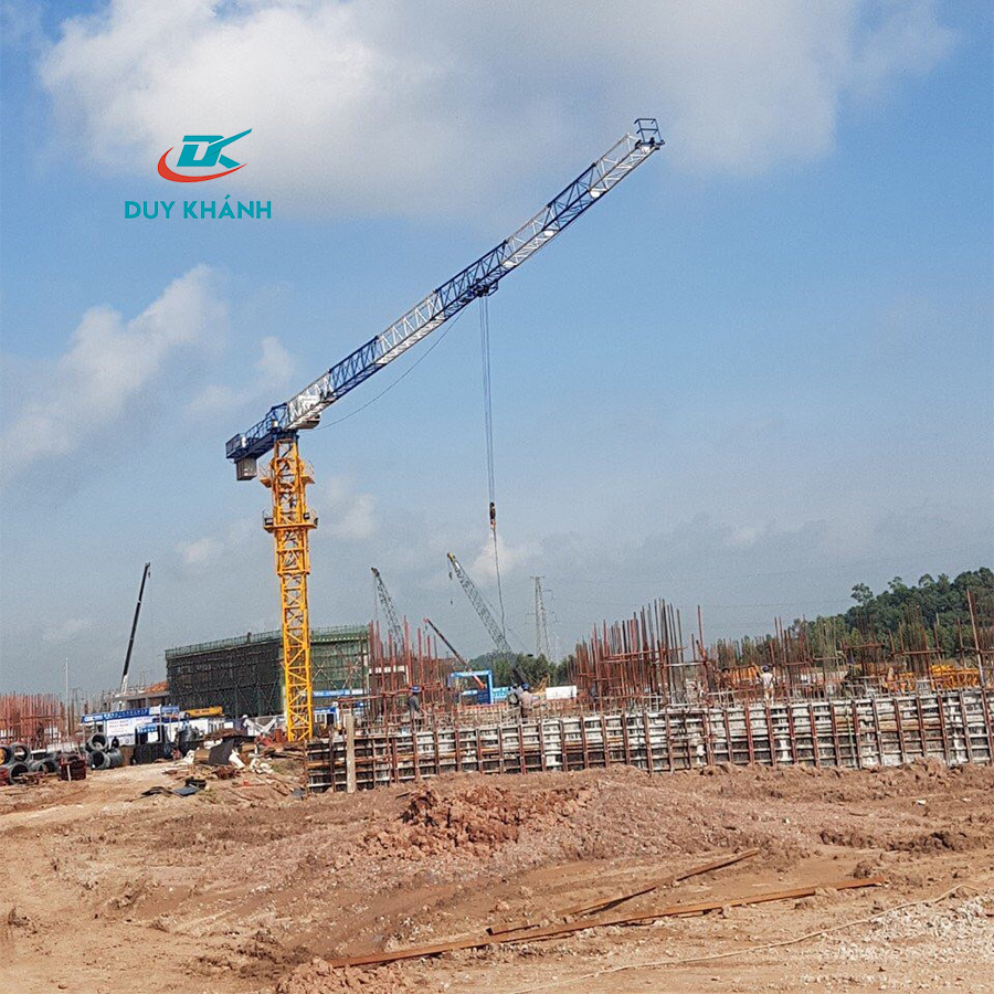 BÁN CẨU THÁP QTZ5512 – TẢI TRỌNG 6 TẤN, TẦM VỚI 55M, HIỆU SUẤT CAO CHO MỌI CÔNG TRÌNH