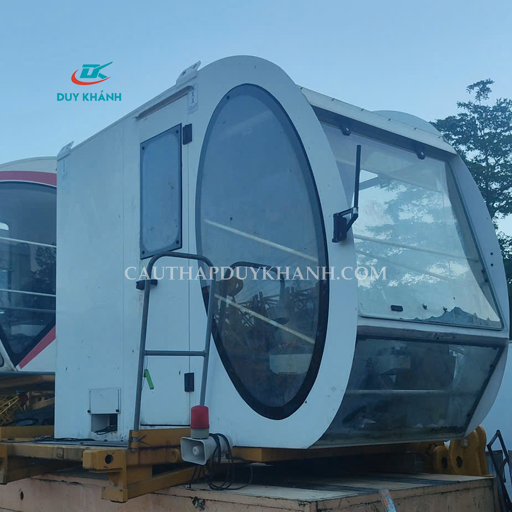 Bán cẩu tháp ZTM 6517 - 10 tấn đã qua sử dụng Bán cẩu tháp ZTM 6517 - 10 tấn đã qua sử dụng