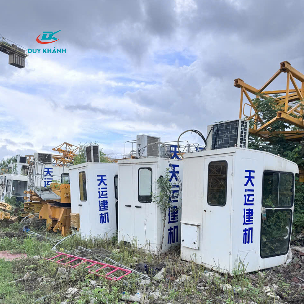 Bán cẩu tháp QTZ đã qua sử dụng chất lượng còn 95% Bán cẩu tháp QTZ đã qua sử dụng chất lượng còn 95%