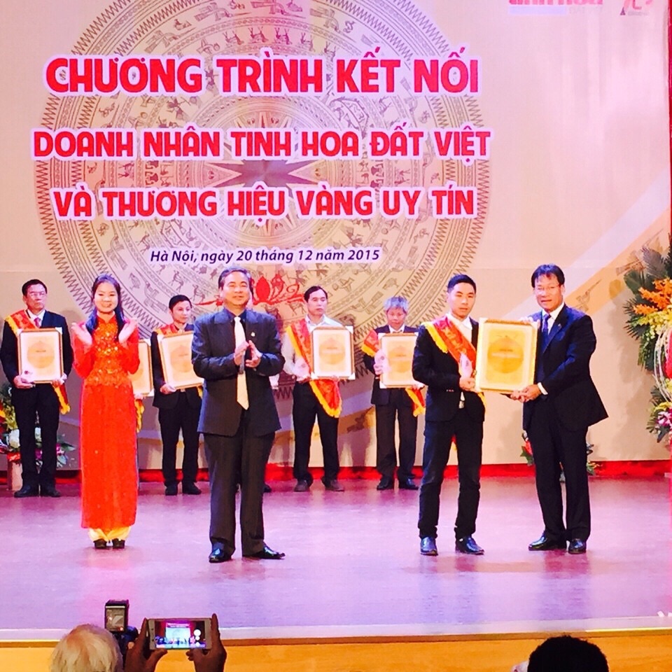 Thương Hiệu Trà Ô Long Nhận Cup Vàng Uy Tín