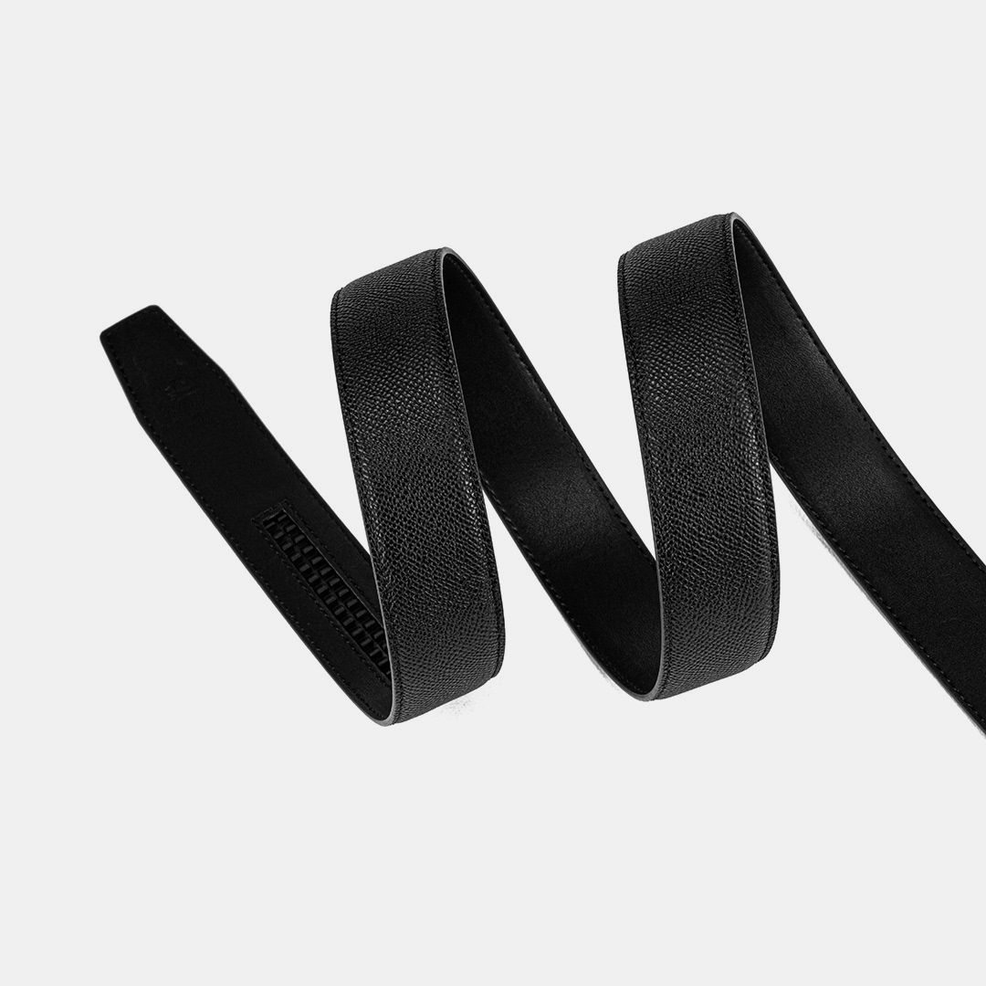 LECOS - LD2 được chế tác từ da bò thật 100%, khẳng định vẻ đẹp tự nhiên và độ bền vượt trội.