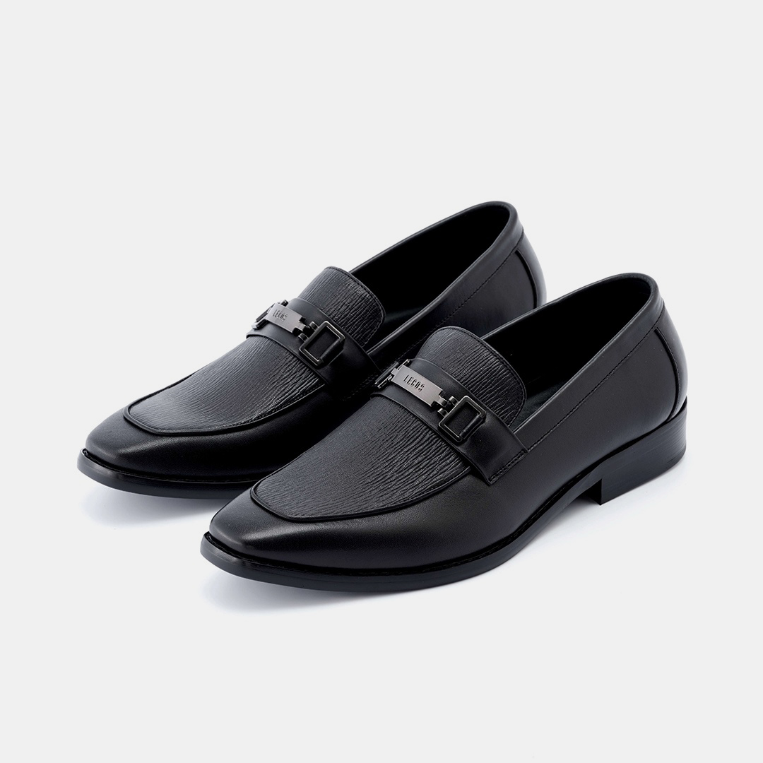 Với kiểu dáng Loafer kinh điển, LG10 sở hữu một thiết kế thanh thoát, không dây buộc nhưng vẫn chắc chắn, dễ dàng sử dụng mà không mất đi vẻ chỉn chu
