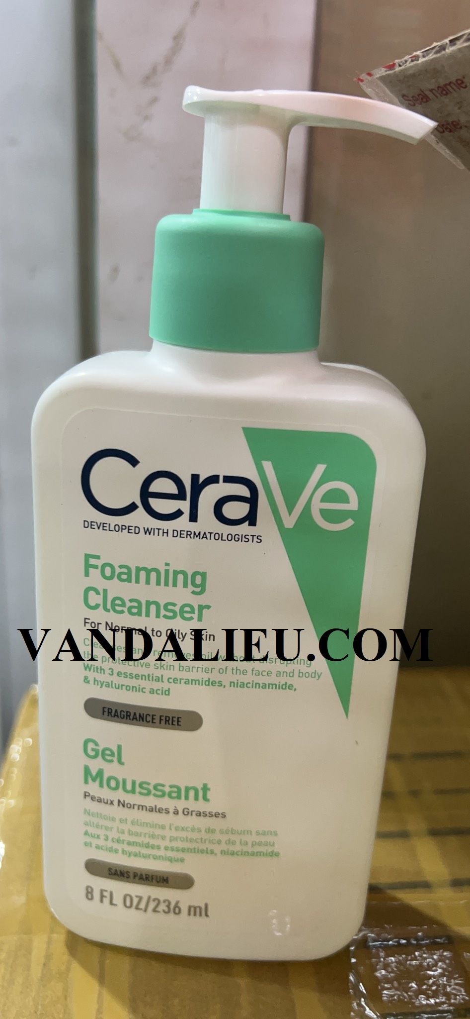SỮA RỬA MẶT GIÚP LÀM SẠCH SÂU DÀNH CHO DA DẦU CERAVE DEVELOPED WITH ...