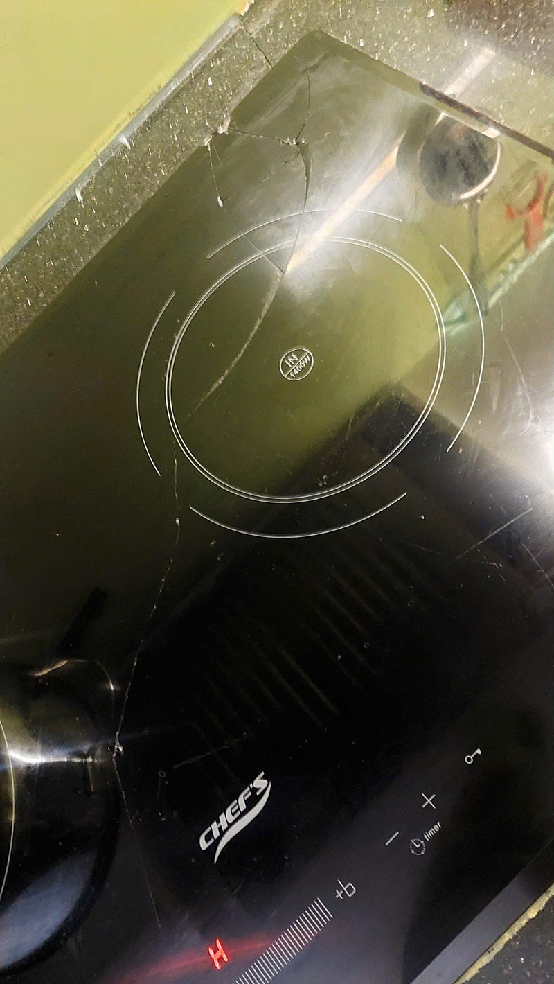 Vỡ kính, nên khắc phục hay thay thế ngay?