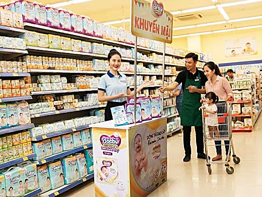 Tính toán khi đặt hàng booth nhựa theo số lượng lớn