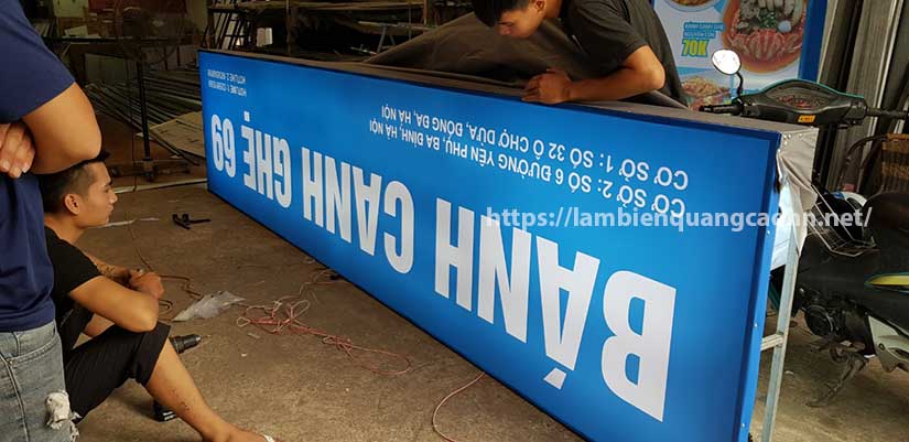 Biển quảng cáo hộp đèn