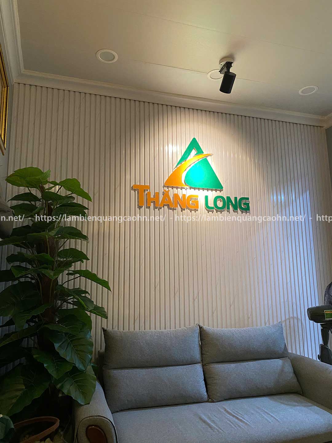 Thi công văn phòng công ty