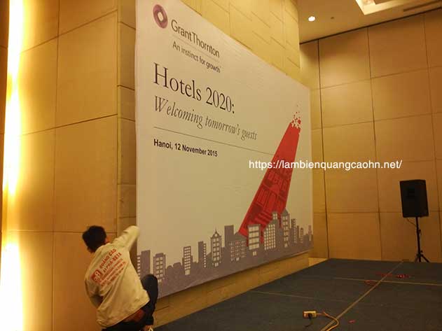 backdrop sân khấu, giá in backdrop, làm backdrop, backdrop hội nghị, backdrop hội thảo, backdrop công ty, backdrop văn phòng