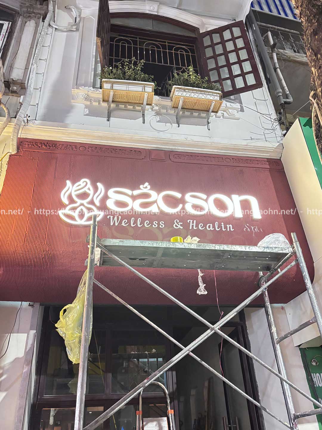 Bảo hành biển quảng cáo