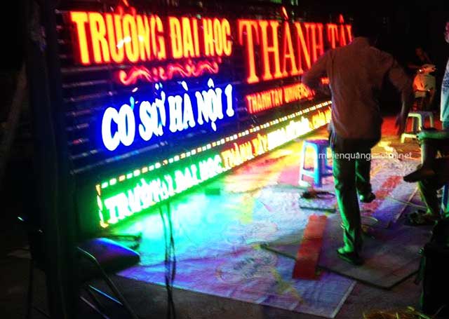 Biển LED quảng cáo