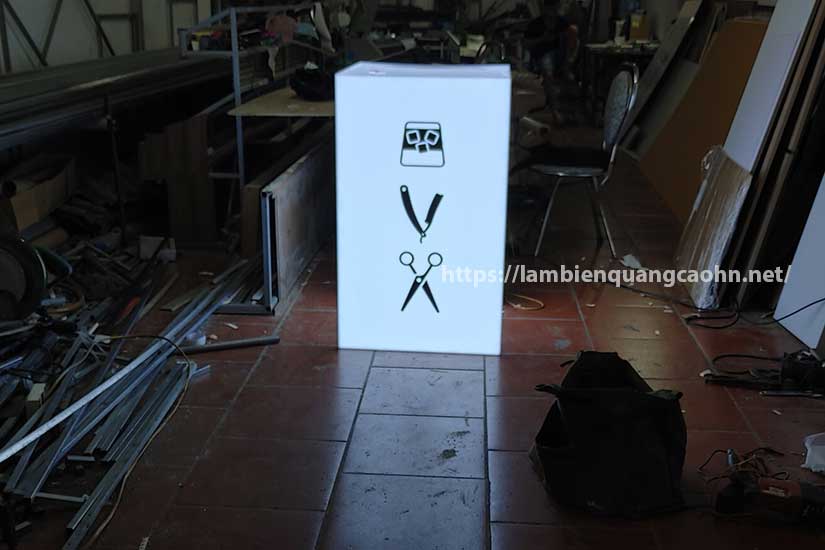 biển hộp đèn mica không viền