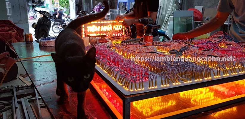 Biển LED vẫy