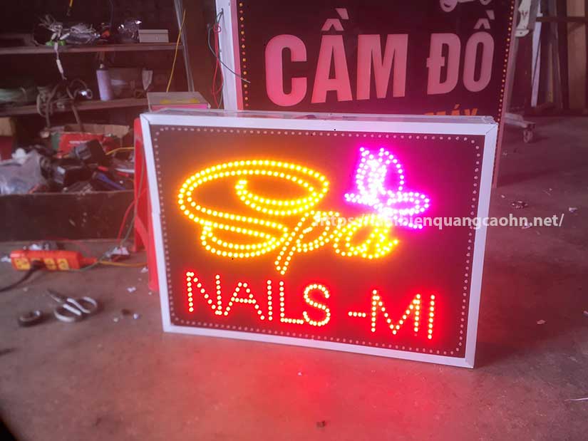 Biển LED vẫy