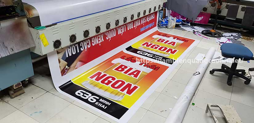 biển hộp đèn có chân