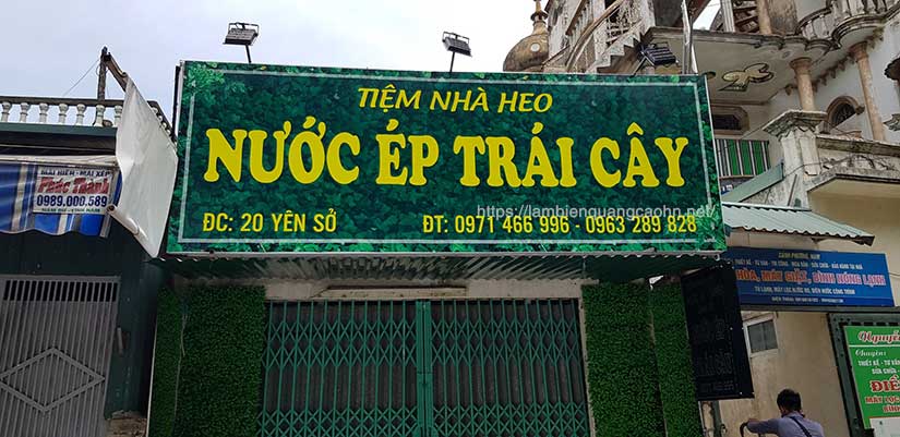 biển quảng cáo nước ép trái cây, biển bạt quảng cáo, biển quảng cáo bằng cỏ nhân tạo, biển cửa hàng