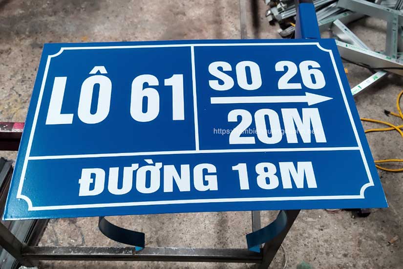 biển quảng cáo phản quang, biển dán decal phản quang, biển in decal phản quang