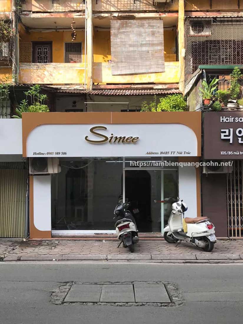 Biển chữ nổi mica LED; Biển cửa hàng thời trang