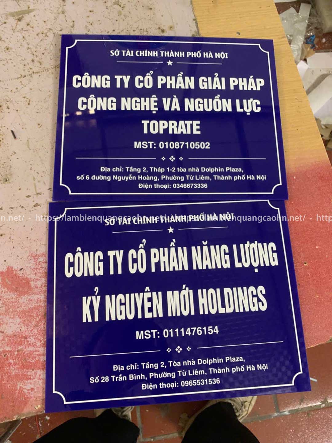 Biển công ty mica