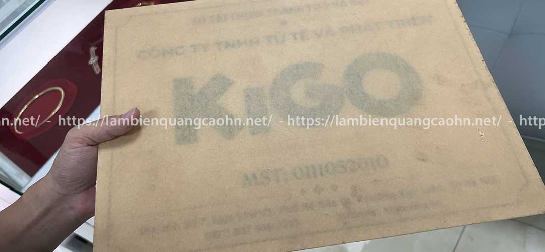 Biển công ty mica