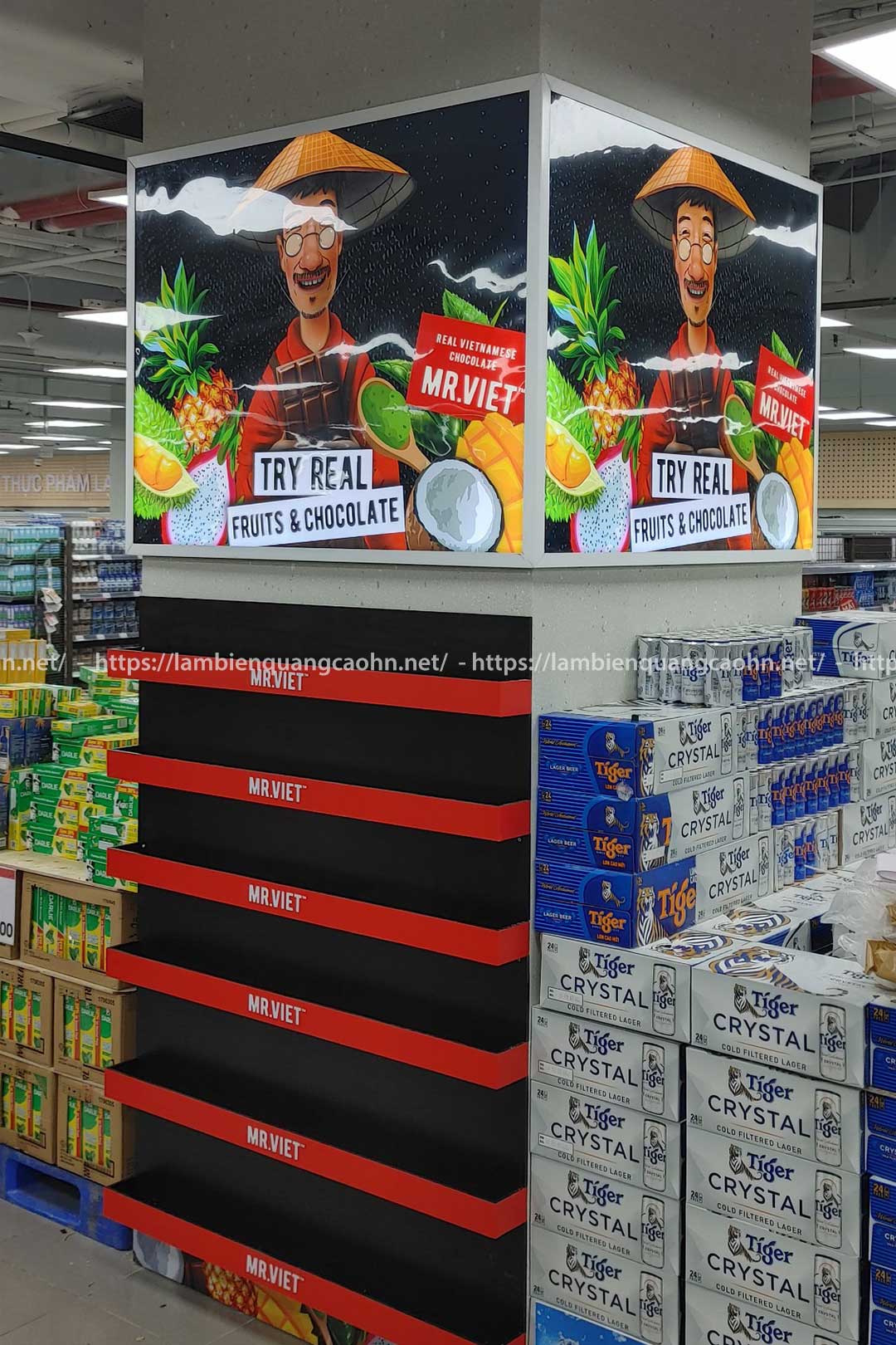 Biển hộp đèn ốp cột siêu thị