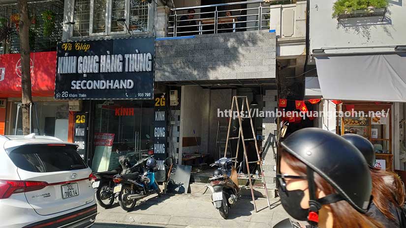 biển quảng cáo ốp gạch