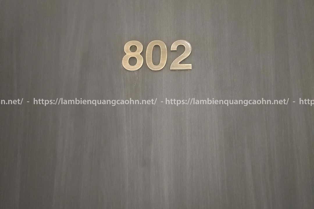 Cắt, khắc đồng nguyên khối