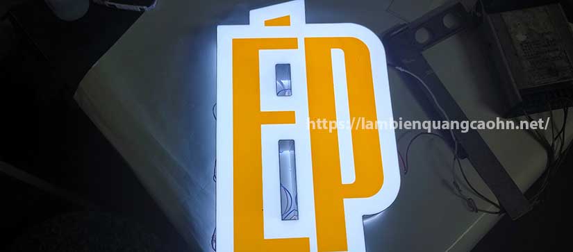 chữ nổi đèn LED