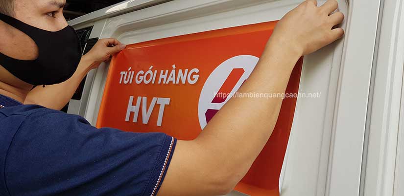 dán quảng cáo trên xe ô tô, dán quảng cáo xe tải, dán logo trên xe ô tô, dán quảng cáo trên xe hơi, dán decal xe su cóc, xe su cóc