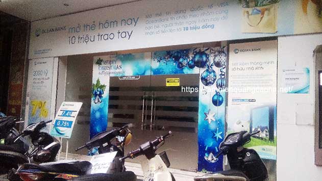 decal dán kính, đề can dán kính, dán decal kính văn phòng, in decal dán kính, dán cửa kính, dán trang trí noel, dán trang trí tết, 
