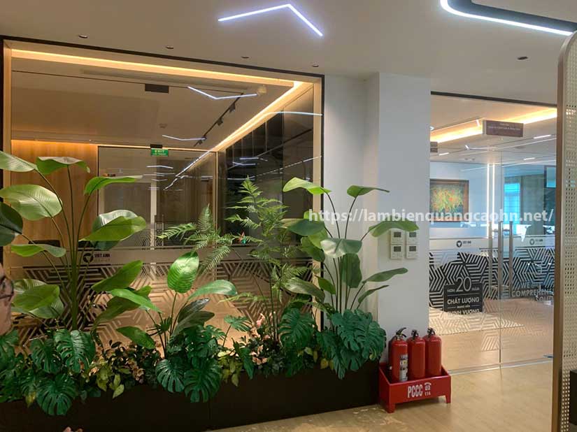 decal mờ dán kính văn phòng