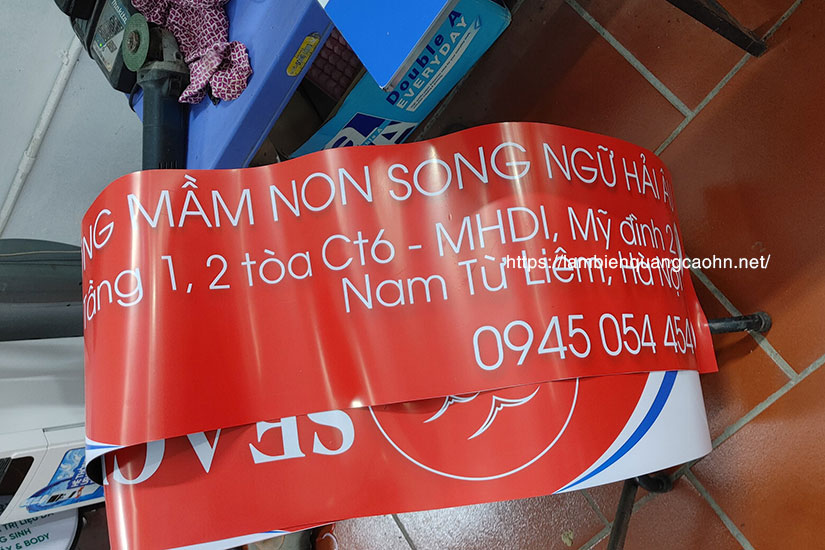 decal nam châm dẻo dán xe bus trường mầm non, decal nam châm dẻo