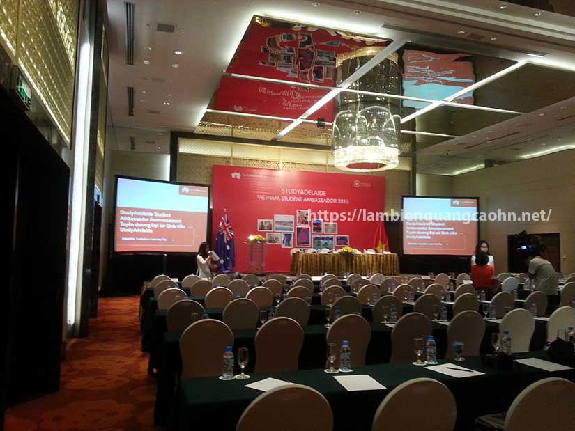 giá backdrop sự kiện