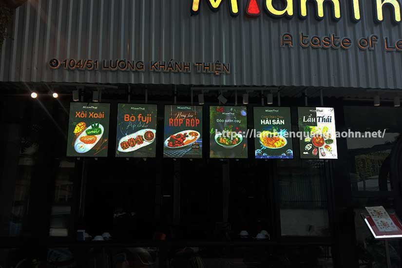 Giá biển hộp đèn mica