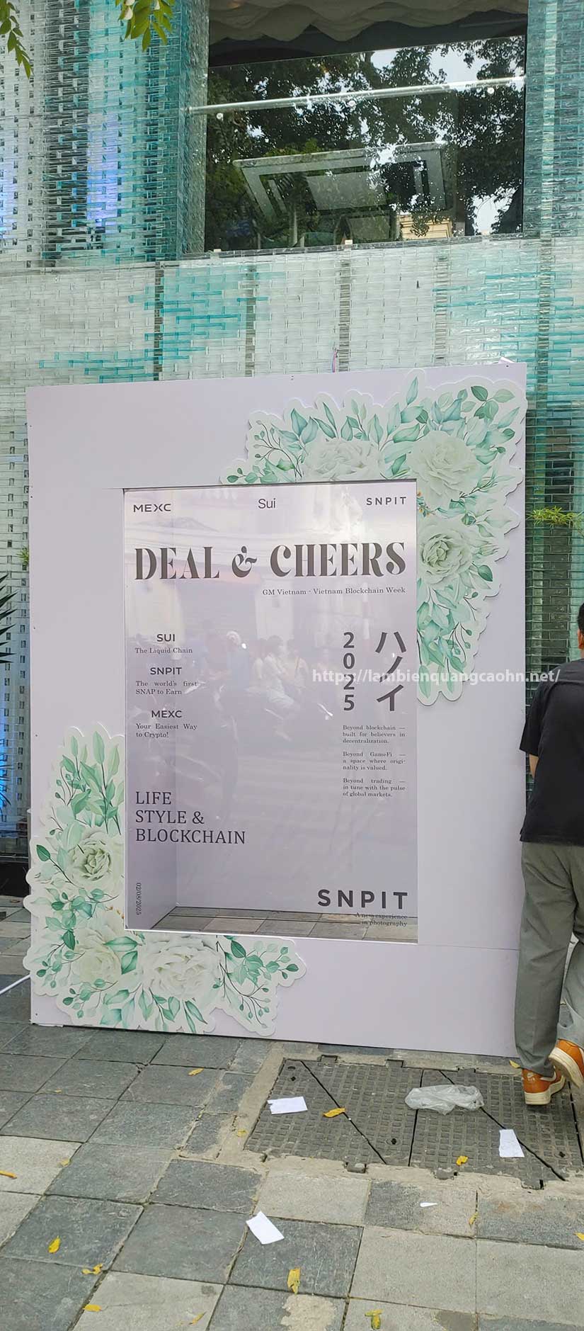 Khung hộp chụp ảnh check in