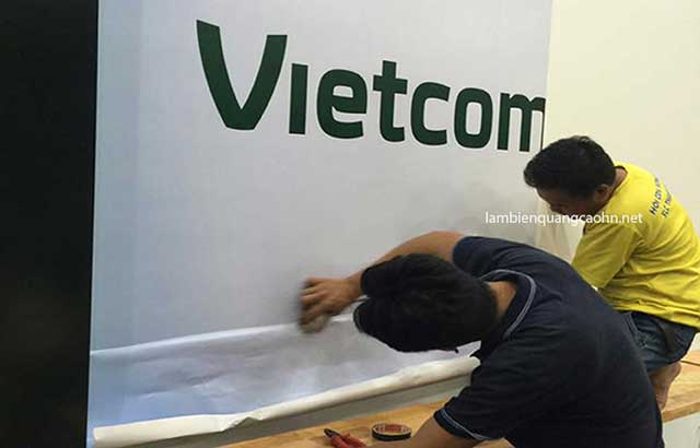 làm biển công ty