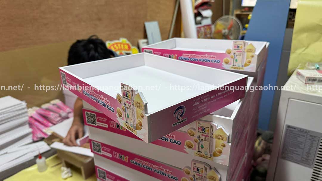 Kệ formex dạng khay