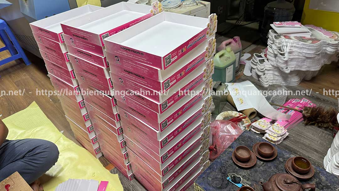 Kệ formex dạng khay