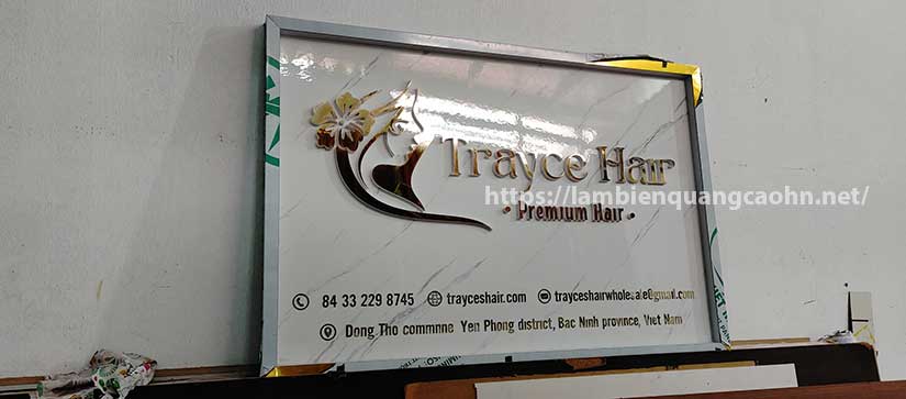 logo bán hàng online treo tường, logo live stream treo tường