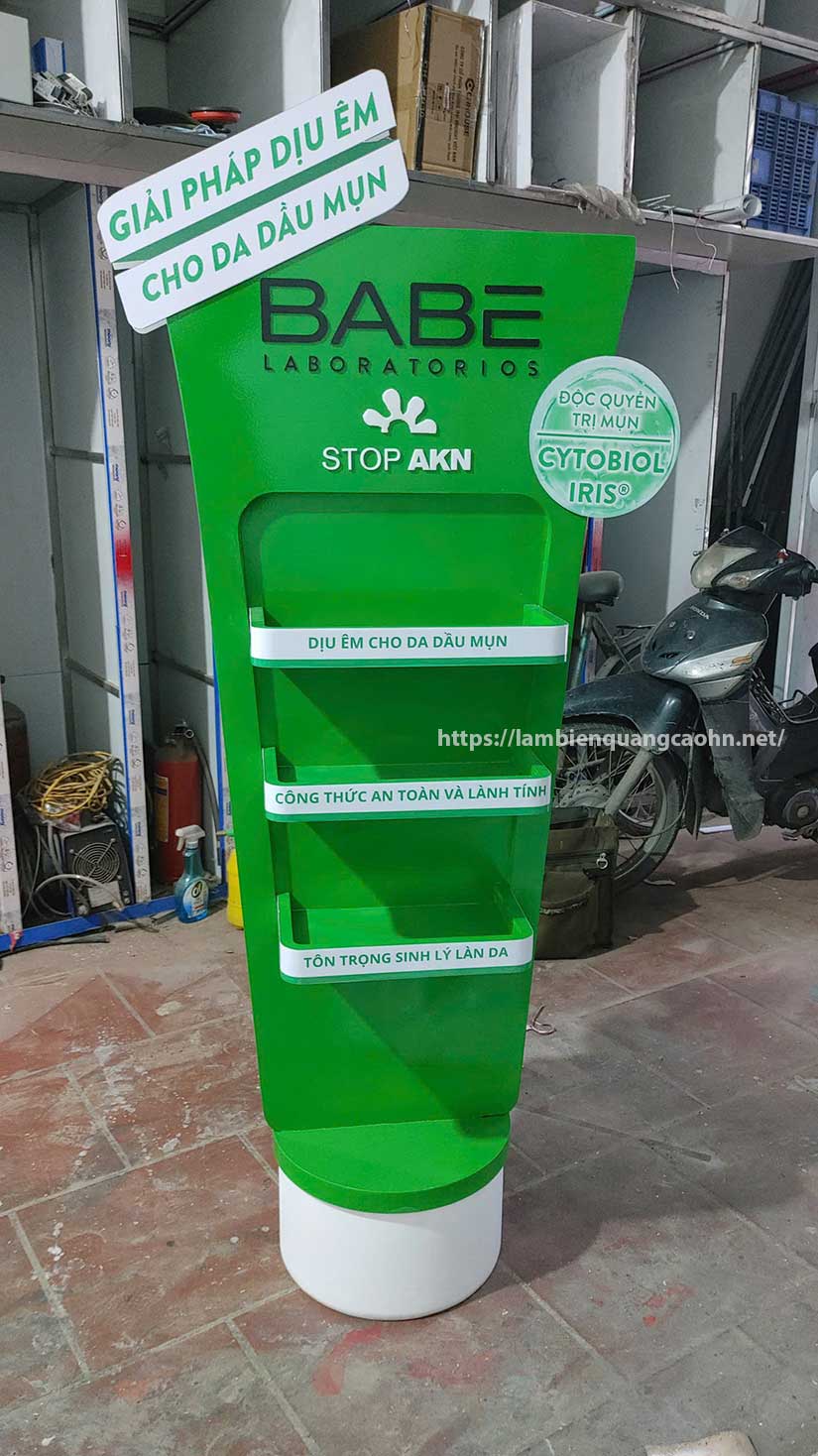 mẫu kệ trưng bày mỹ phẩm mini
