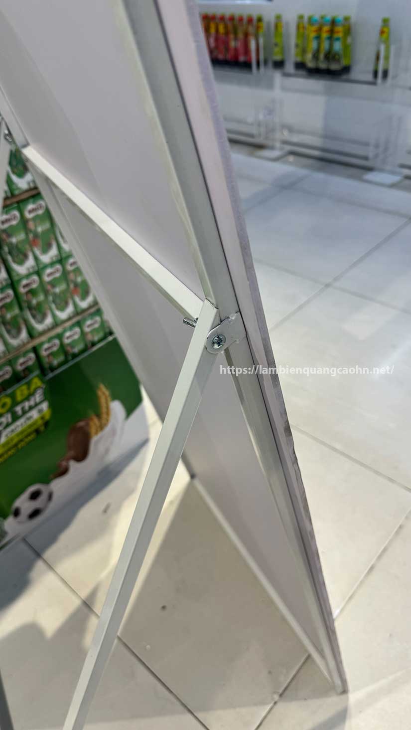 sản xuất POSM lắp ghép