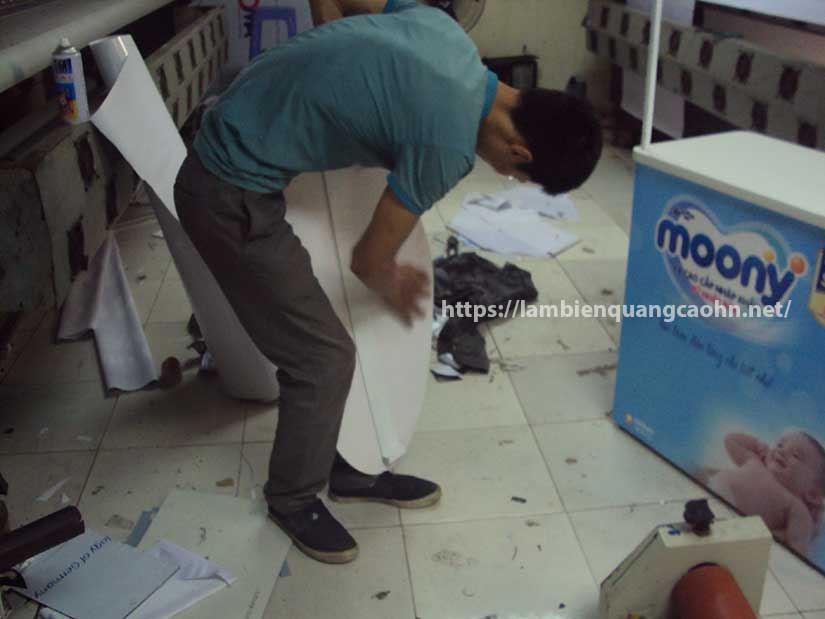 sản xuất POSM lắp ghép