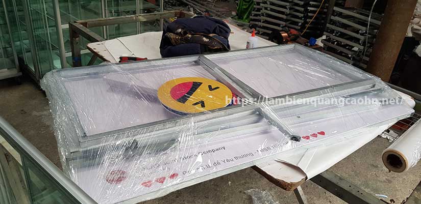 sản xuất POSM lắp ghép